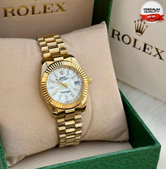 Luxury Gold Day-Date Quartz Watch with Date Display
